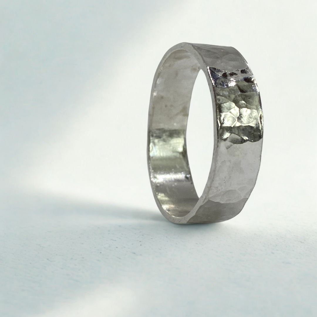 Men's ring