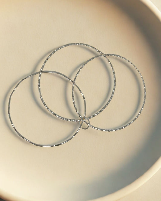 Set of 3 silver bangles