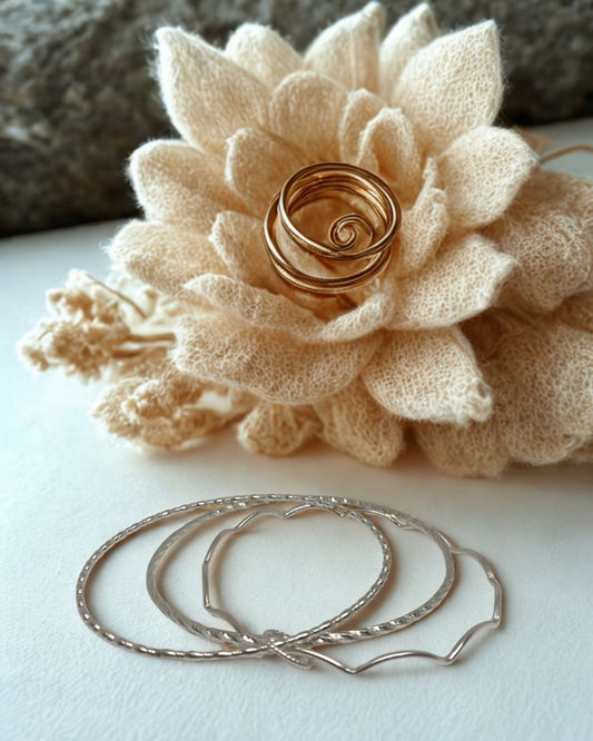 Set of 3 silver bangles