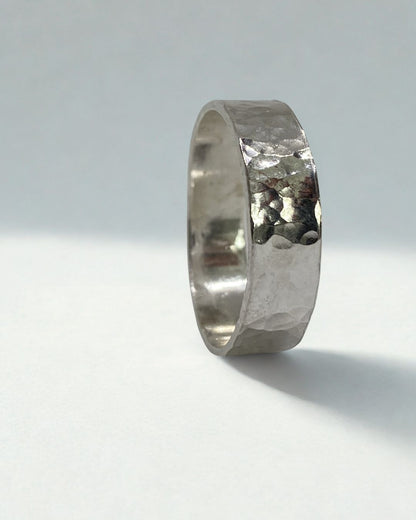 Men's ring