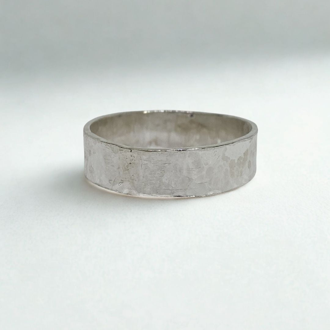 Men's ring