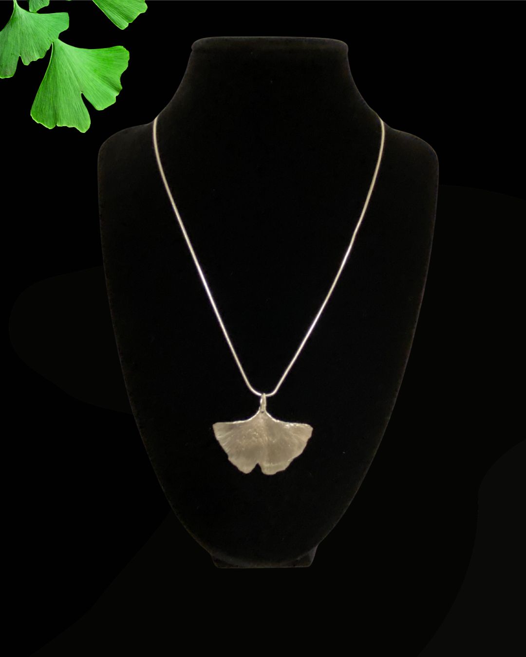 Silver Necklace - Gingko